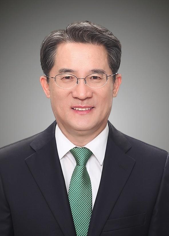 박상병  시사평론가