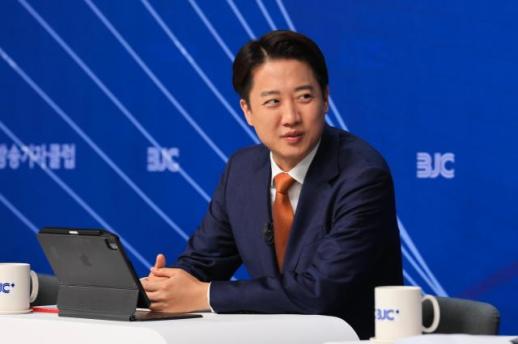 이준석 "김재원은 구태 정치인…이번 대선에서 청소" 