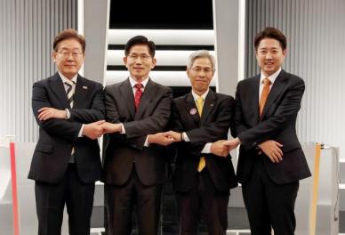 总统大选进入民调封关期 三足鼎立或成定局