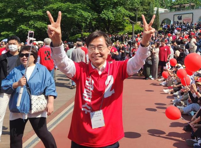 조경태 국민의힘 공동선거대책위원장이 지난 26일 김문수 대선 후보 유세를 지원하고 있다 사진조경태 의원 사회관계망서비스