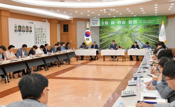 담양군은 26일 읍면장 회의를 열고 지역 현안을 공유했다사진담양군