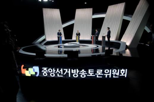 [포토] 정치 분야 TV 토론회 앞둔 대선 후보들