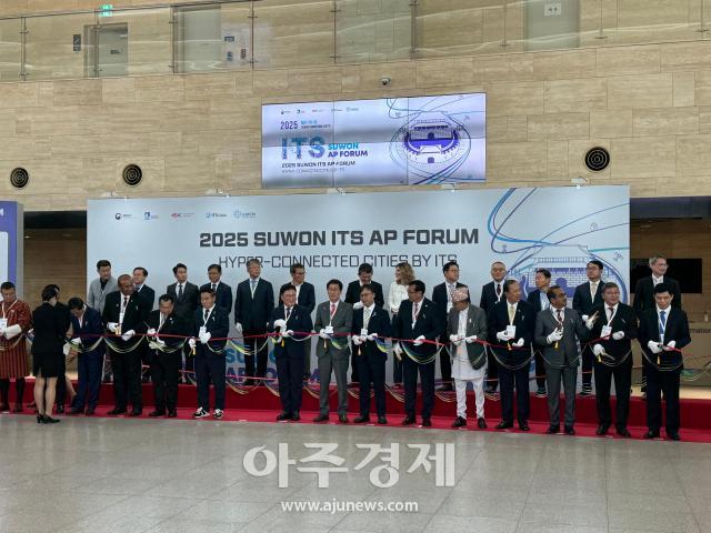 사진김윤섭 기자