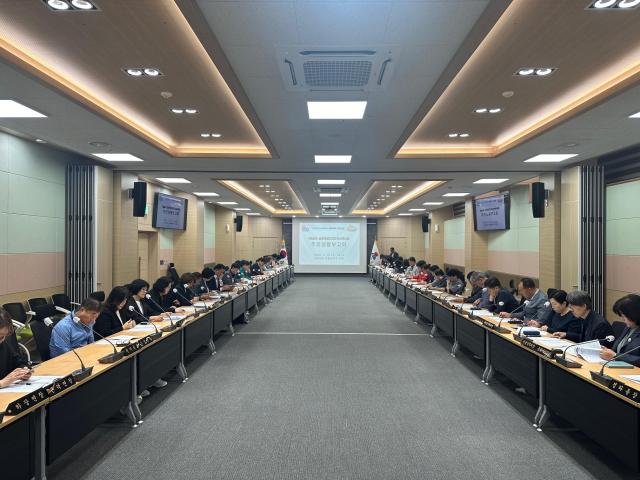삼척시가 시청에서 김경구 부시장 주재로 제60회 강원특별자치도민체육대회 준비상황 보고회를 개최하고 있다 사진삼척시