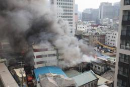 檢 도이치 재수사팀, 김건희 여사 첫 강제수사...휴대전화 확보