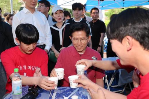 김문수 "사전투표 안 하면 손해…불신 없애는 것 목표"