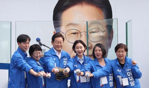 서울 남부 찾은 이재명...막바지 표심 굳히기 돌입