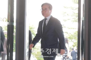 [포토] 삼성호암상 시상식 참석하는 장덕현 삼성전기 사장