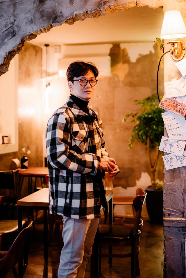 황석희 번역가 사진 황석희 번역가