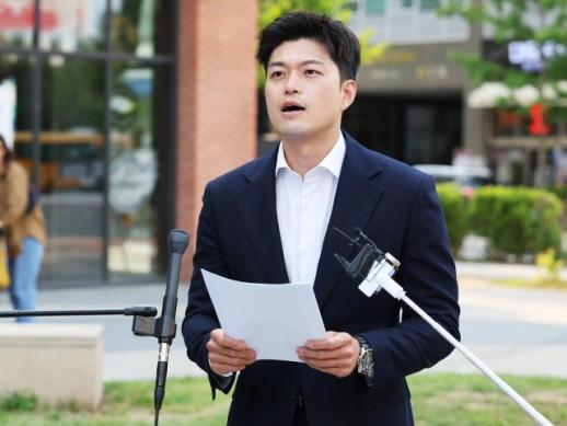 대선 코앞서 尹 거리두는 국힘…"탄핵 반대 당론 무효화 추진"
