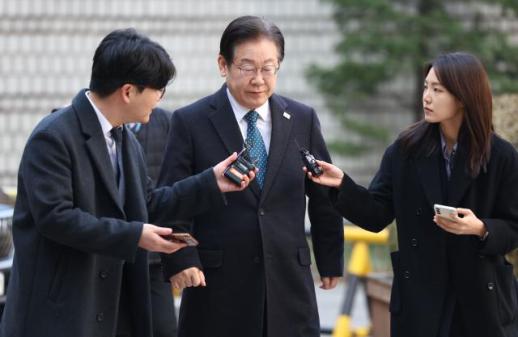 민주당, 대장동 사건 증거 조작 의혹 검사 공수처 고발