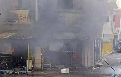 군포시 산본동 상가주택 화재 완진…인명피해 없어