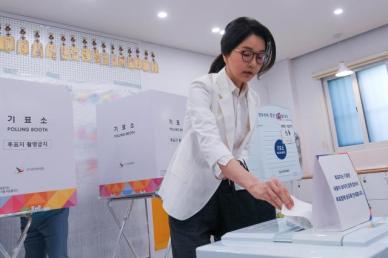 [포토] 김건희 여사, 제21대 대통령 선거 투표