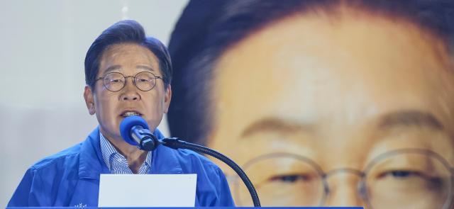 Lee Jae-myung promises pro-labor policies, aiming to revive economy
