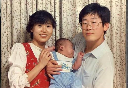 日记代替戒指求婚 贤内助金惠京陪李在明共度政治征程