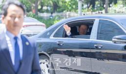 [포토] 대통령실로 향하는 이재명 대통령