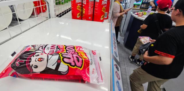 선풍적 인기를 끌었던 크보빵은 SPC삼립 시화공장 노동자 사망사고 여파로 6월 1일부터 생산을 중단했다 사진연합뉴스