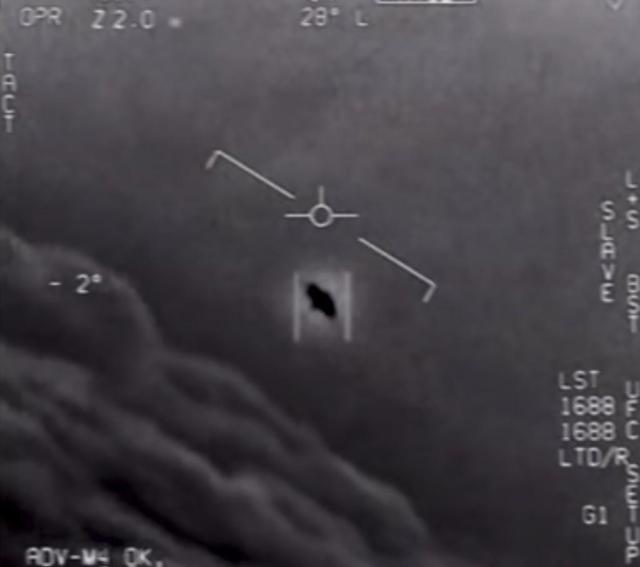 월스트리트저널 "美 국방부가 UFO 신화 의도적 전파…은폐 의혹도"