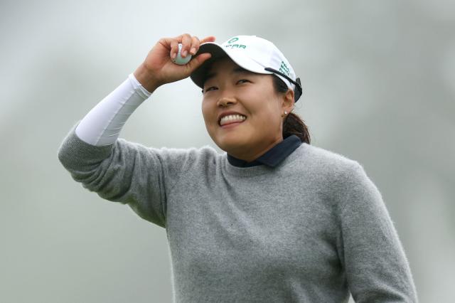 9일 이일희는 미국 뉴저지주 갤러웨이의 시뷰 베이 코스파71에서 열린 숍라이트 LPGA 클래식총상금 175만 달러에서 우승자 제니퍼 컵초미국·최종합계 15언더파 198타에게 한 타 차로 밀려 준우승했다 사진연합뉴스·로이터