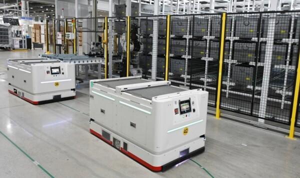 LG’s smart factory line in Changwon Courtesy of LG Electronics