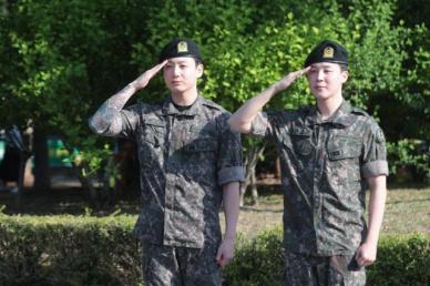 防弹少年团JIMIN和柾国退役