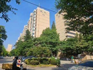 [르포] 삼성물산·현대건설 또 격돌... 압구정 2구역은 벌써부터 전운