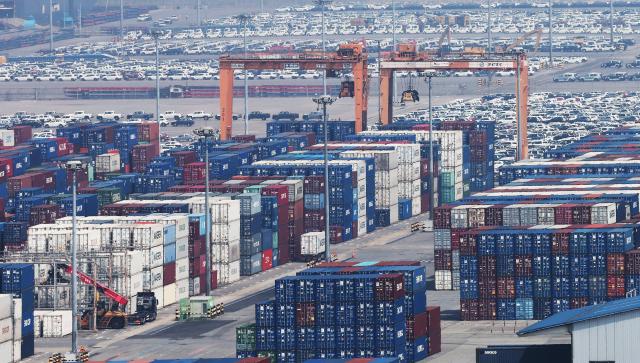 韩国出口呈复苏态势 半导体等主力品类表现亮眼