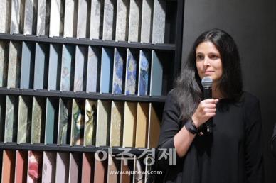 [포토] ​​​​​​​인사말 하는 베아트리체 루케세 (Beatrice Lucchese) 플로림 CCO