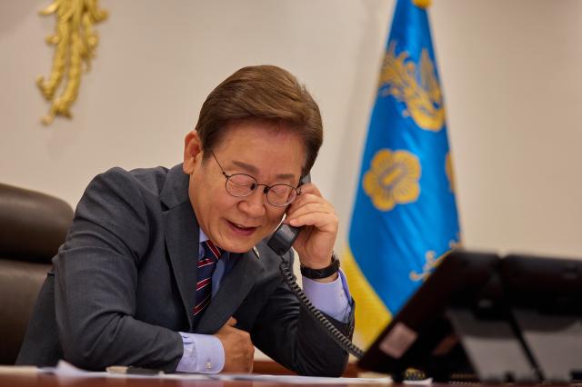 李대통령, 베트남 국가주석과 통화…