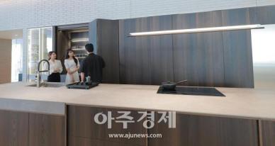[포토] 한샘, 리뉴얼한 한샘 플래그십 논현에서 키친바흐 신제품 공개