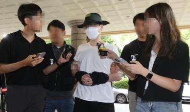 아파트 주민 중국 스파이로 여겨 일본도로 수차례 찌른 30대…2심도 무기징역