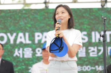 [외국인 궁궐 걷기] 최호정 의장 "외국인들, 서울에서 따뜻한 기억 통해 다시 서울 찾길"