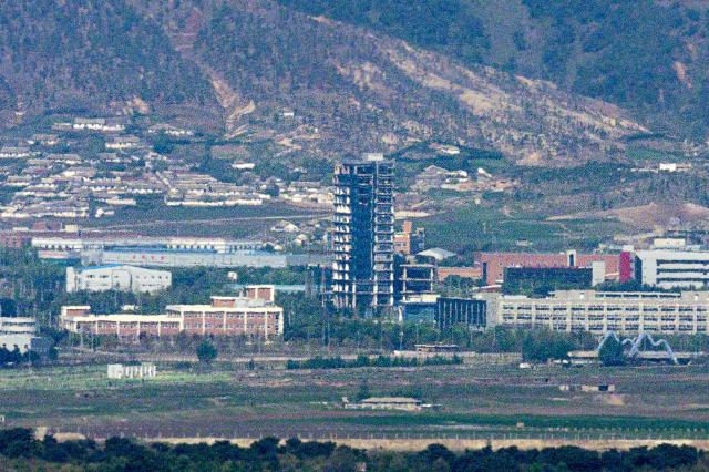 韩朝关系现回暖信号 开城工业园入驻企业期待隐忧共存