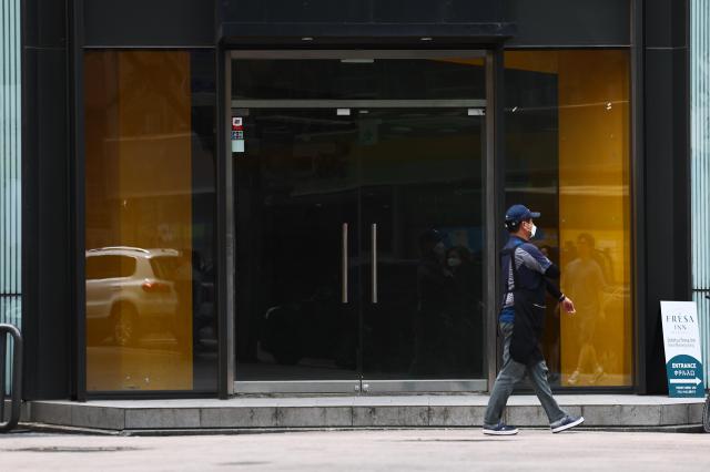 经济下行与高利率双压 韩国银行贷款逾期率持续攀升