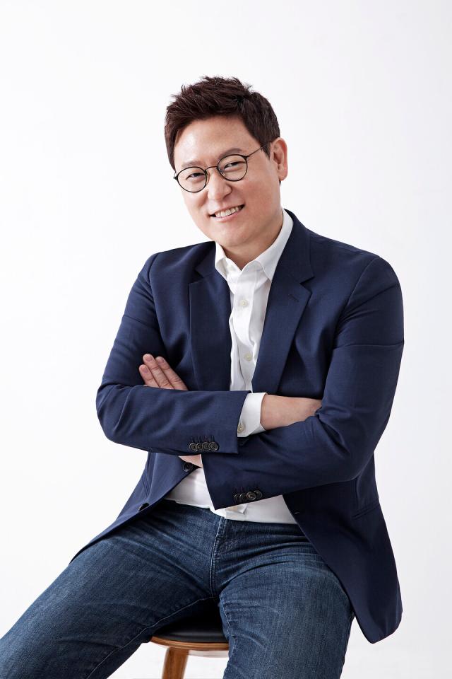 개막식 기조연설을 맡은 데니스홍 UCLA 교수 사진화성시