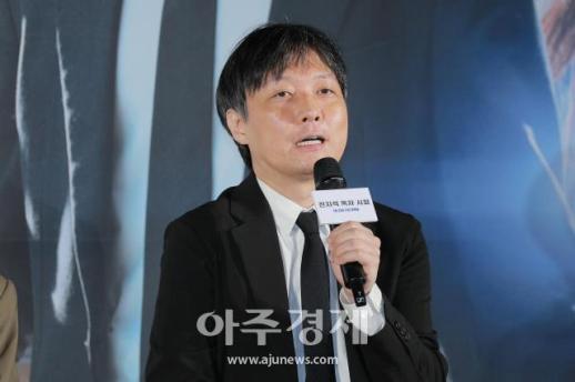 [포토] 인사말 하는 김병우 감독 (전독시 제작보고회)