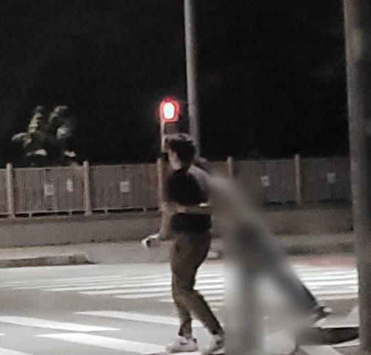 JDB엔터 대표, 온라인서 충격 사진 유포..."설명 불가 스킨십"