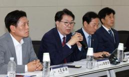 [NNA] 비지니스 왕래 재개 조짐, 한국-일본, 중국, 베트남 왕래 재개 희망