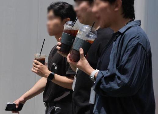 Number of single-person households continues to grow