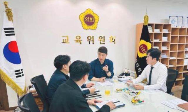 이용창 인천광역시의회 교육위원회 위원장 사진인천시의회