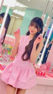 Beauty brand Amuse opens second flagship store