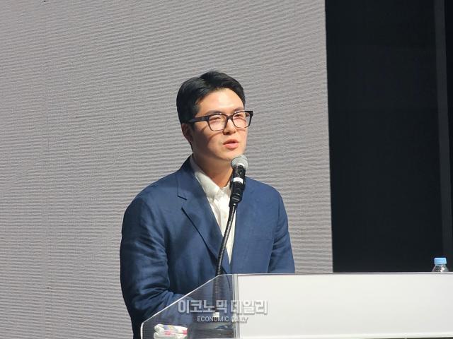 안웅기 T1 COO최고운영책임자가 21일 간담회에서 발표하고 있다사진선재관 기자