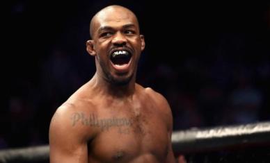 [주목! 이 선수] '무적의 악동'→'겁쟁이'로 끝나버린 'UFC GOAT' 존 존스의 선수 생활 