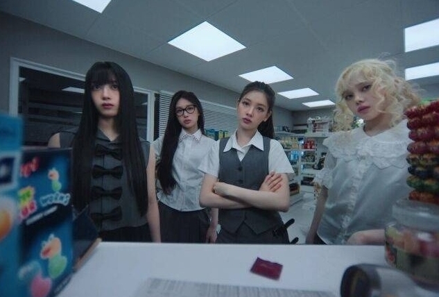 베이비돈크라이 사진뮤비 티저 영상 캡처