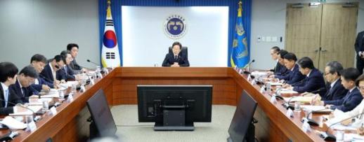 Lees first bilateral summit with Washington unlikely anytime soon as he skips NATO trip