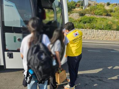 이스라엘 체류 국민 45명 이집트로 무사 대피…정부·한인회 합동 조력