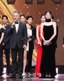 [포토] 이수인, 페이스 오브 코리아 위너 수상