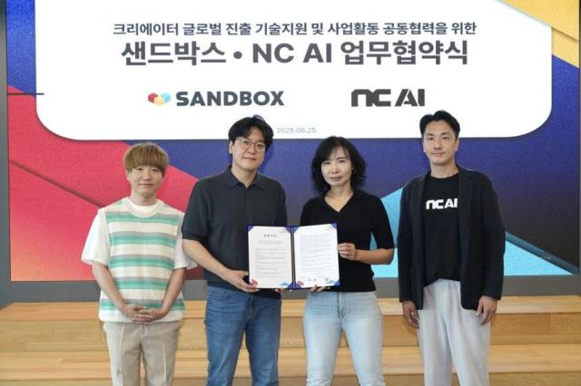 NC AI는 서울 용산 샌드박스 사옥에서 기술지원 및 사업활동 공동협력 양해각서MOU를 26일 체결했다 왼쪽부터 크리에이터 도티 이필성 샌드박스 대표 이연수 NC AI 대표 김근교 NC AI 글로벌사업실장사진NC AI