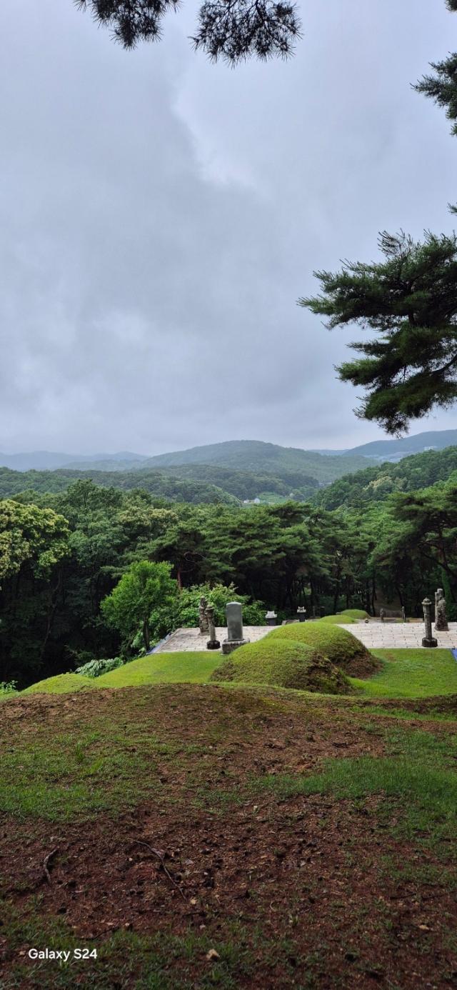 파주 자운서원 율곡 묘 사진저자 제공