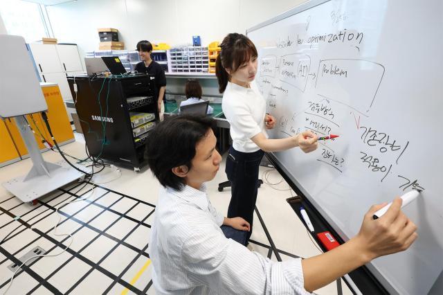 KT-サムスン電子、AI基盤の無線網最適化技術を開発…6G核心技術の確保